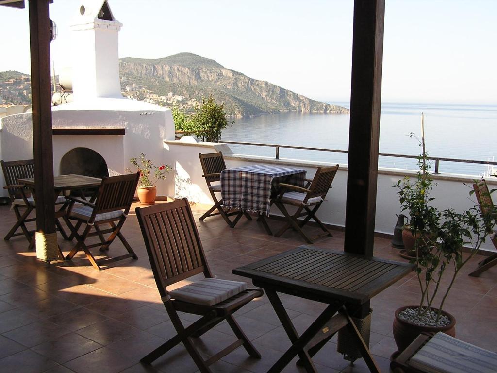 Turk Evi 3*
